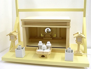 F-13用神具（棚板中を使用する）
