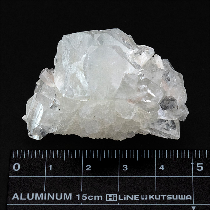 アポフィライトクラスター