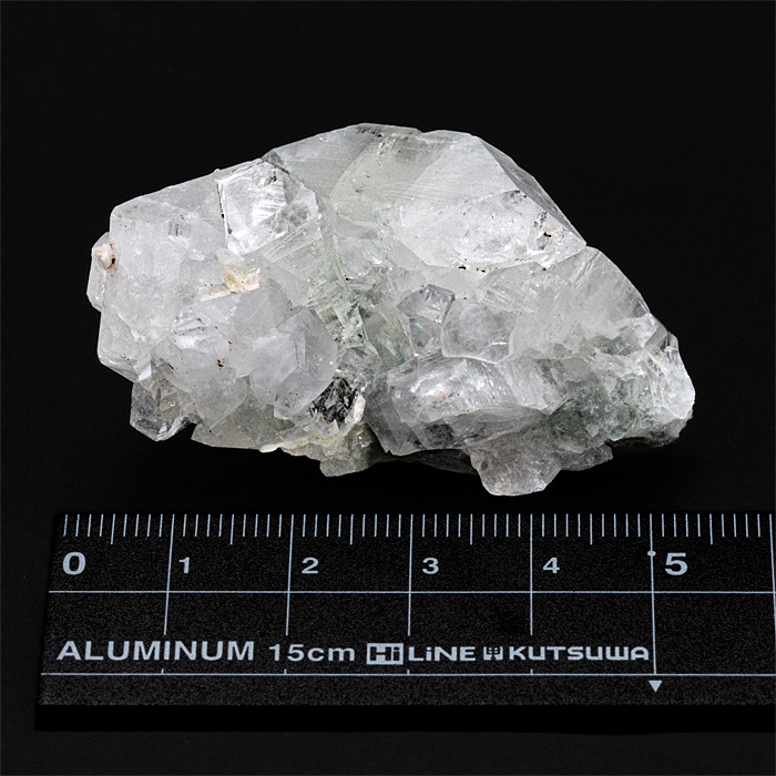 アポフィライトクラスター