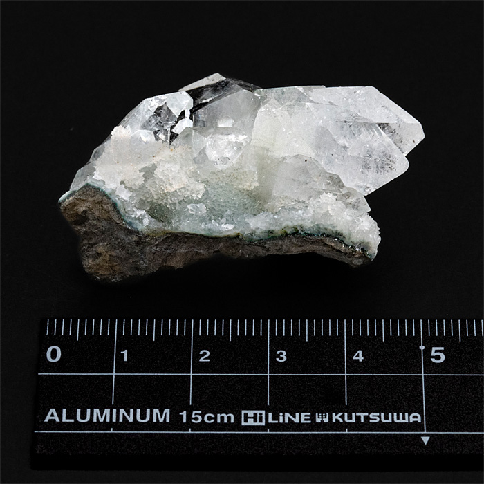 アポフィライトクラスター