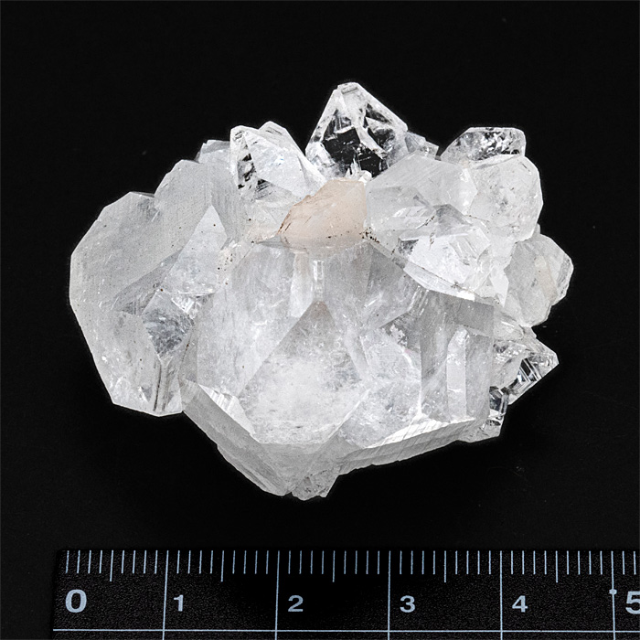 アポフィライトクラスター