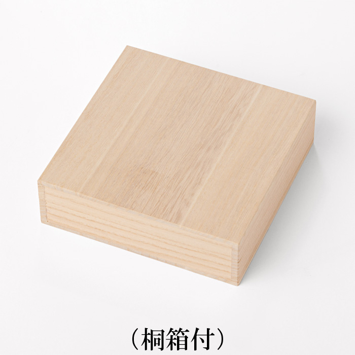 甲府彫刻 勾玉 (翡翠)