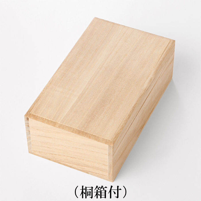 甲府彫刻 勾玉 (天然白水晶)