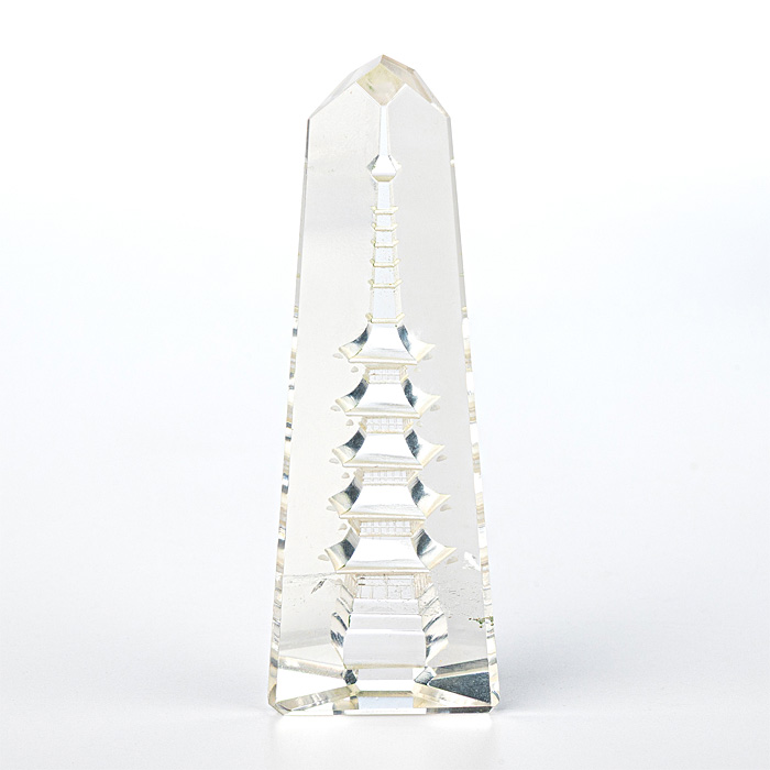 甲府彫刻 五重塔 (水晶)