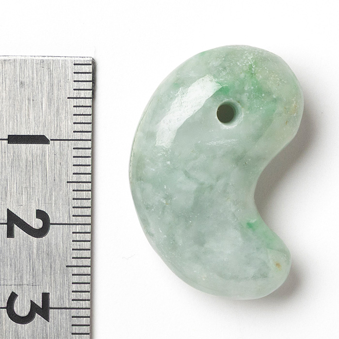 勾玉 糸魚川翡翠