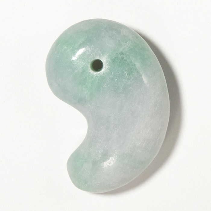 勾玉 糸魚川翡翠