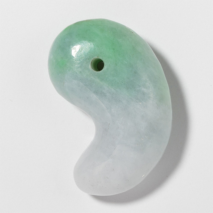 勾玉 糸魚川翡翠