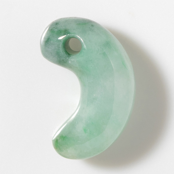 勾玉 糸魚川翡翠