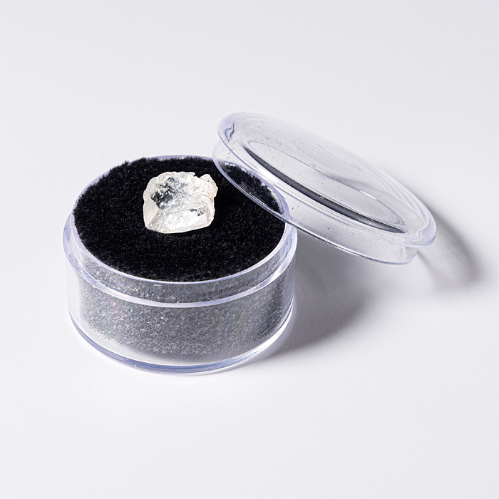 原石 フェナカイト