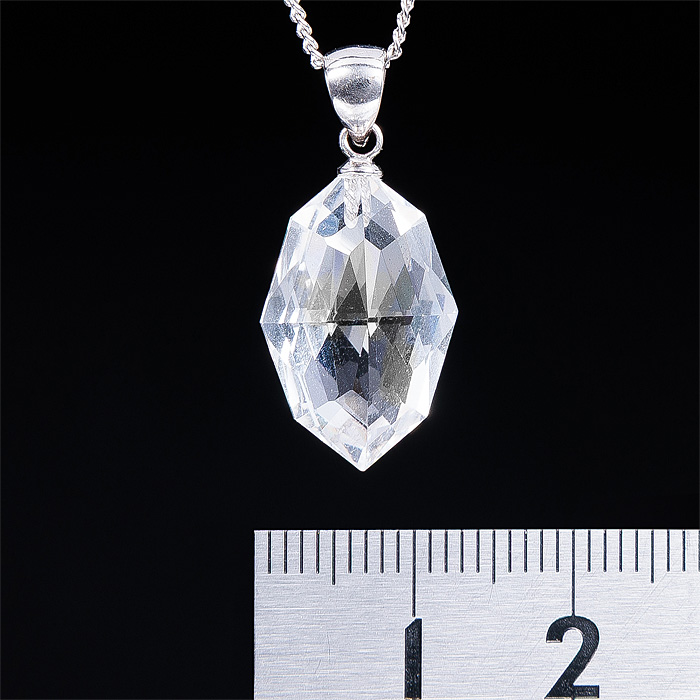 ペンダントトップ 水晶