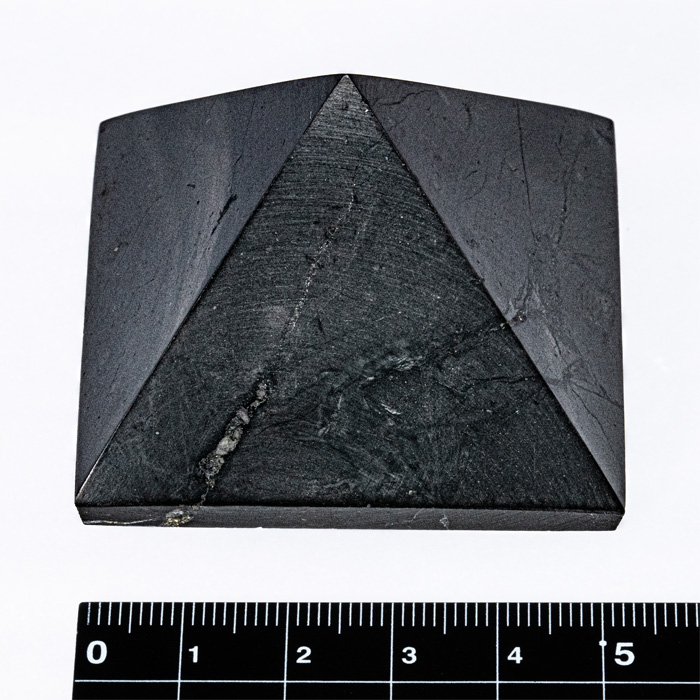 ピラミッド シュンガイト