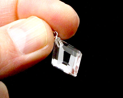 ペンダントトップ 水晶 ひし型カット No.18