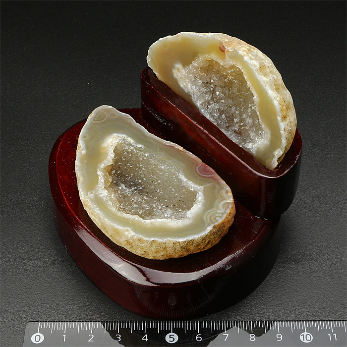 トレジャーメノウ(ジオードメノウ) 台付